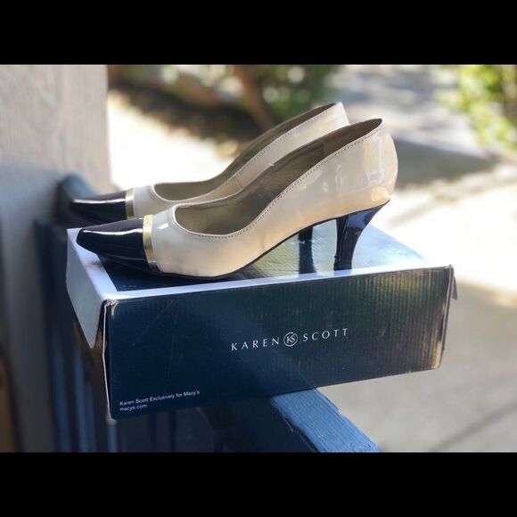 Karen Scott Women’s Heels Sz 7 - Picture 7 of 8